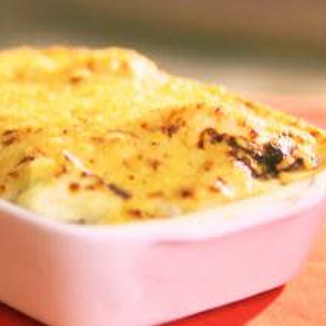 Minced meat casserole with cauliflower