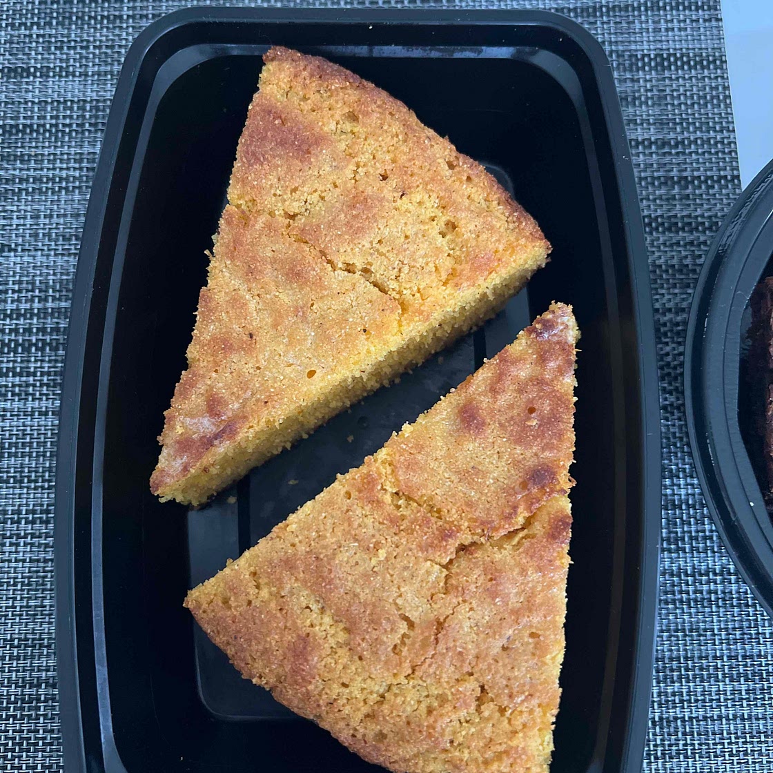 Moist Cornbread 