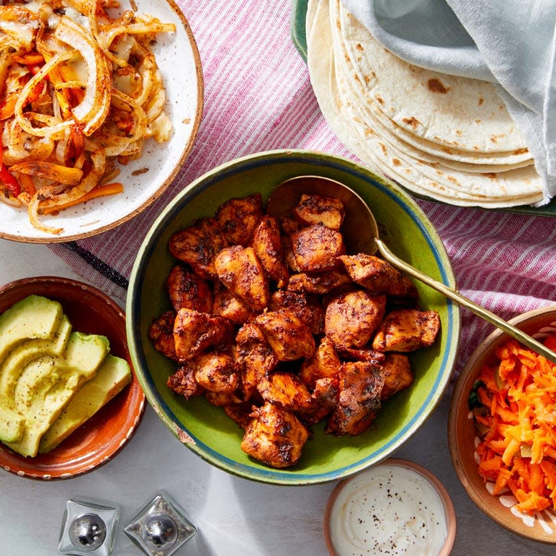 Ancho-Honey Chicken Fajitas with Roasted Vegetables & Avocado