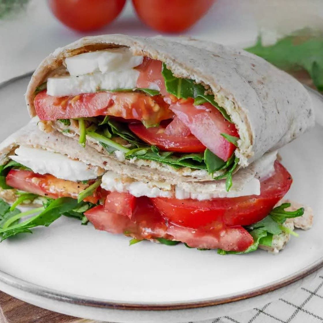 Fühstücks-Wrap mit Mozarella