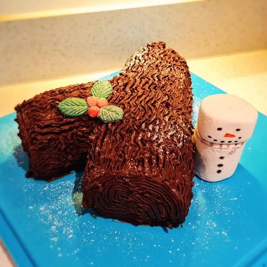 Yule Log Cake (Bûche de Noël)