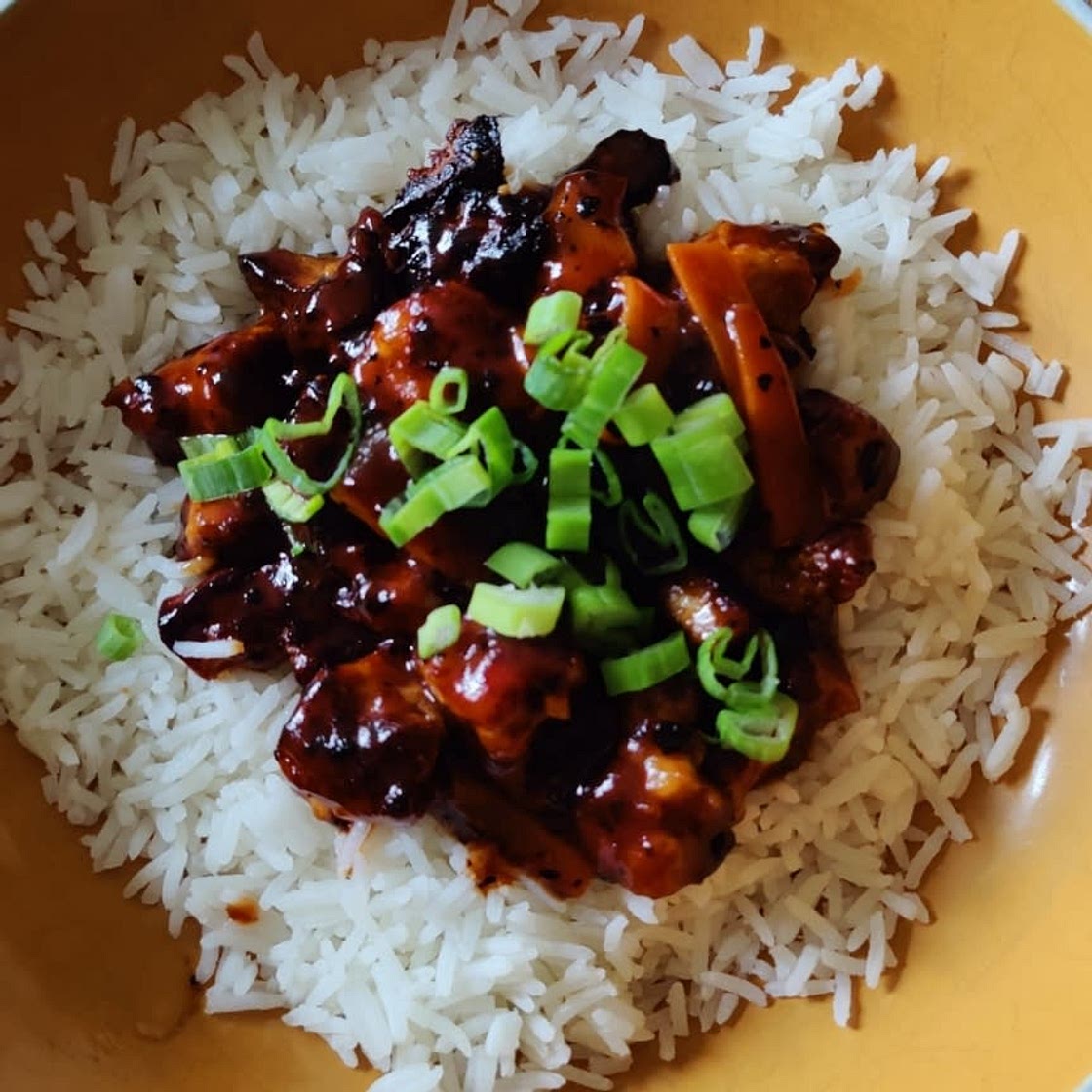 Marinierter Tofu mit Süß-Sauer-Soße