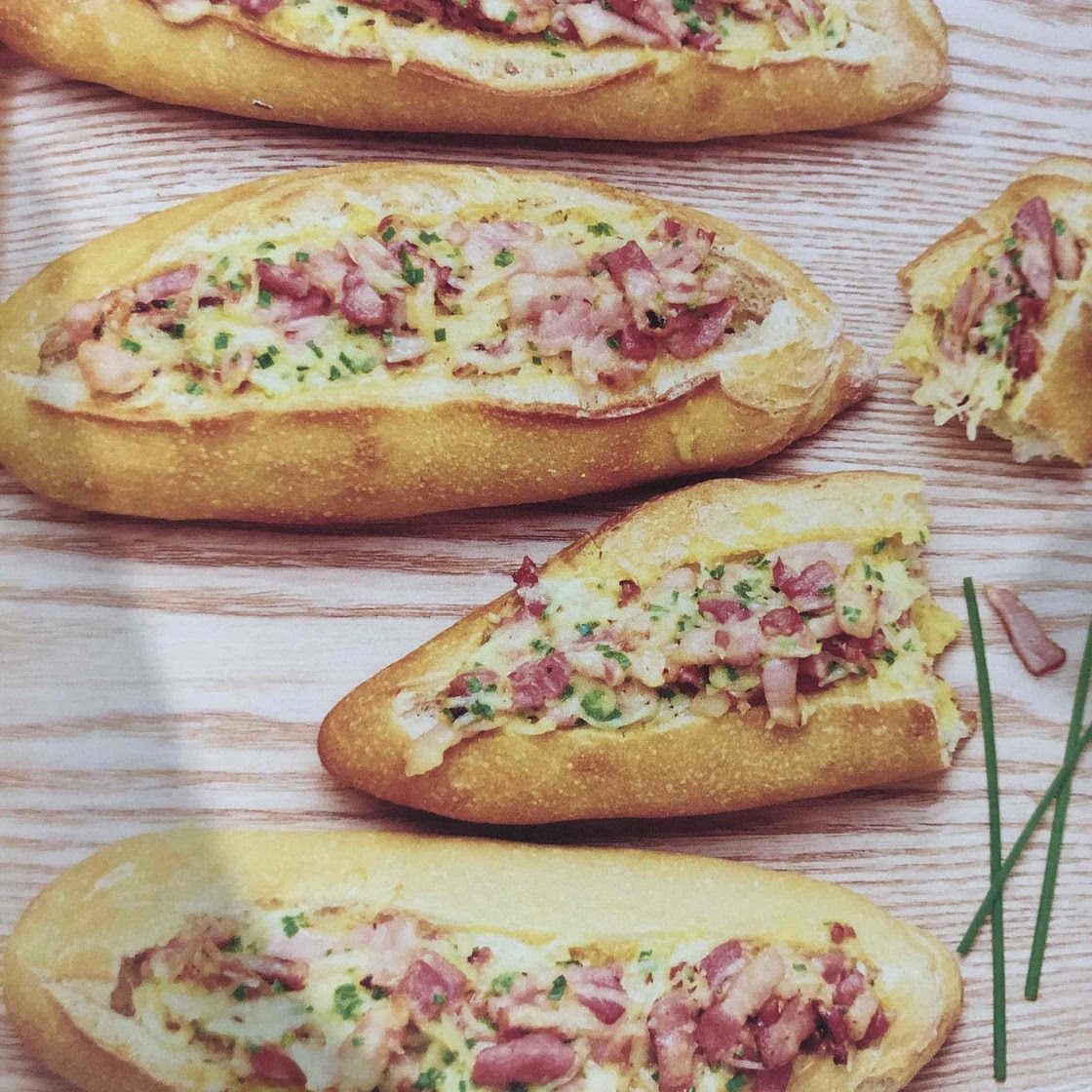 Eggs boats