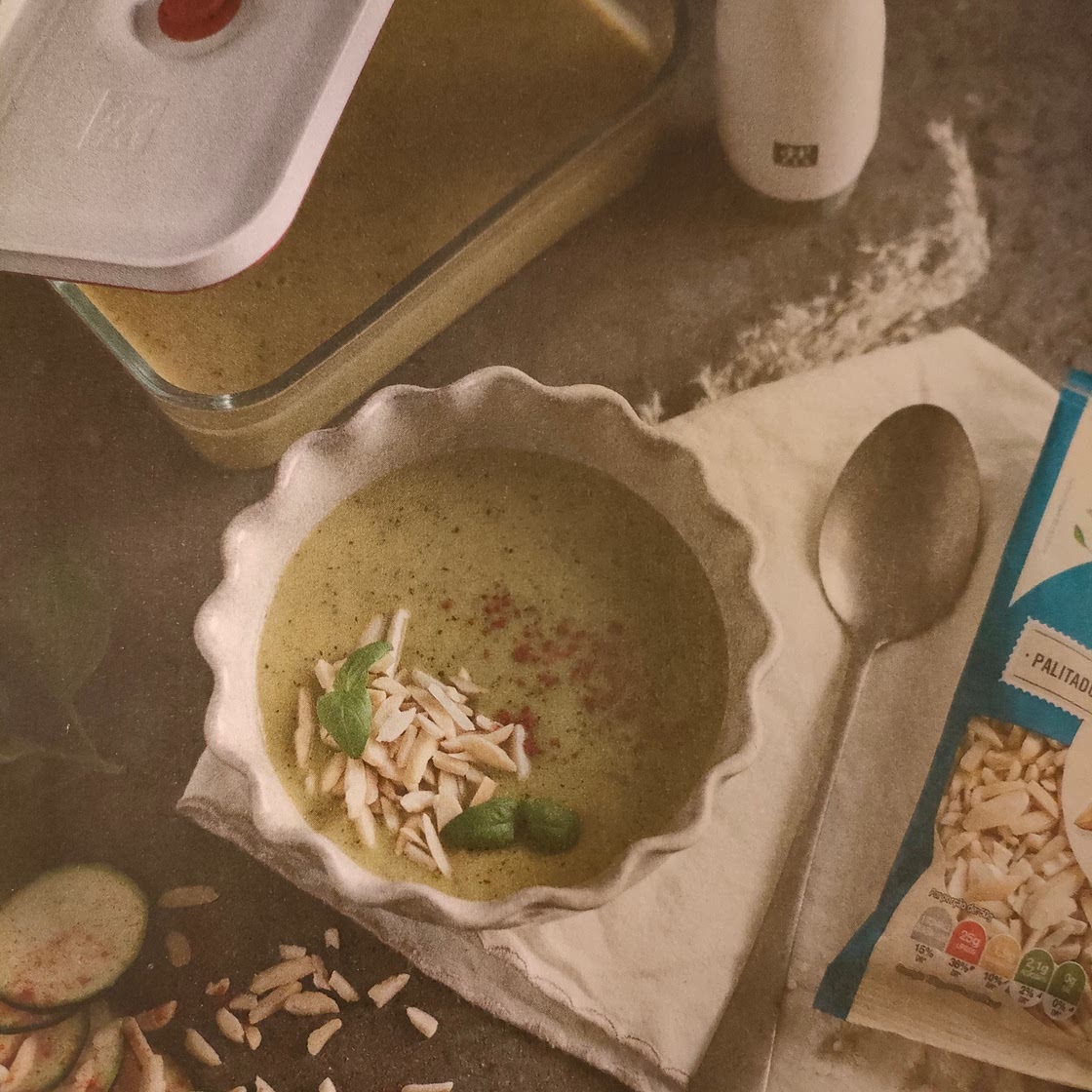 Creme de courgette com manjericão e balsâmico