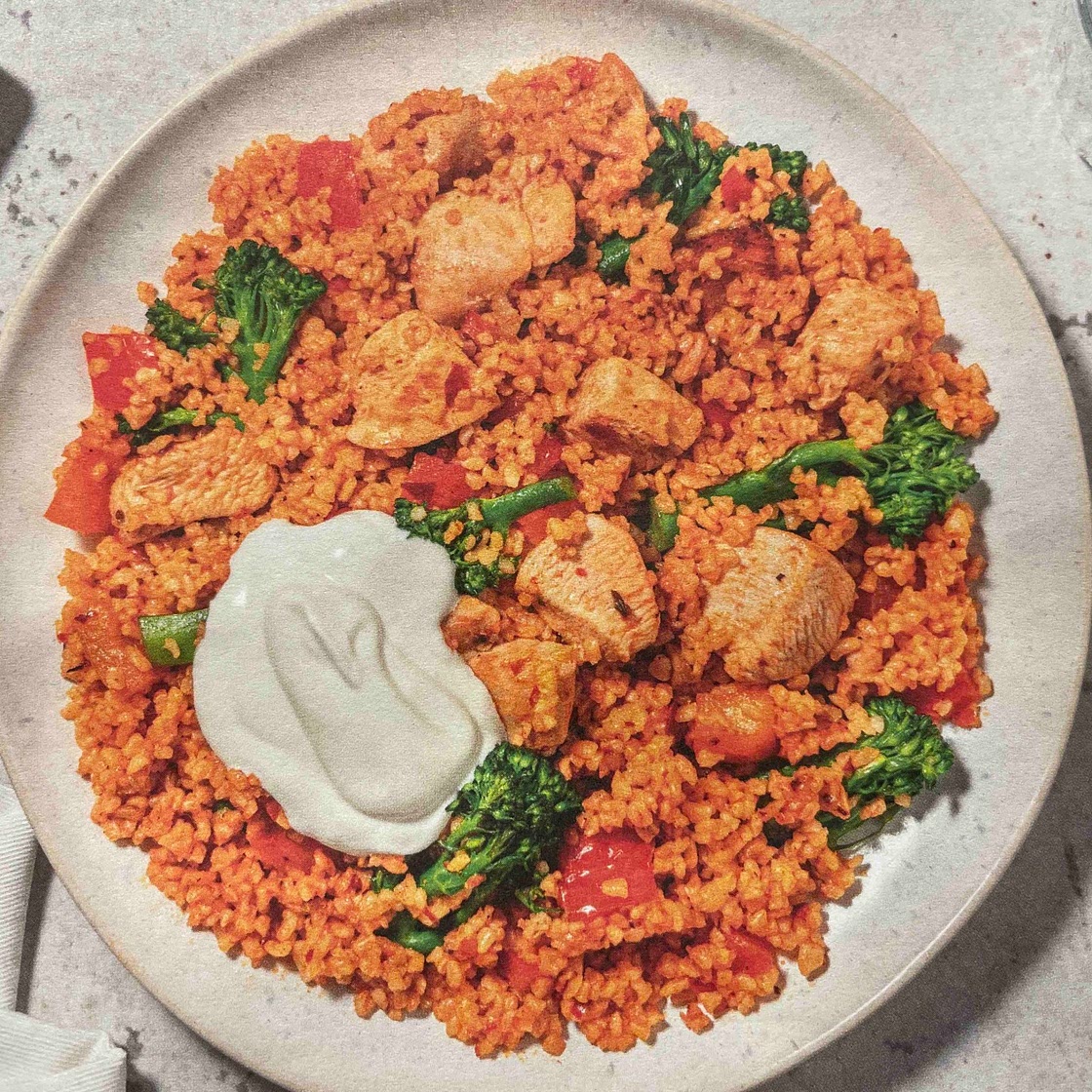 Spiced chicken and pepper bulgur