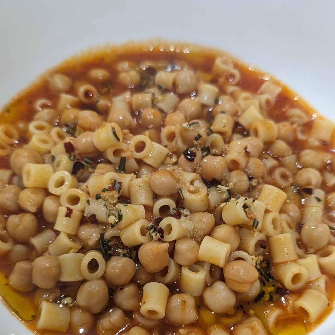 Quick Pasta and Chickpeas / Pasta e Ceci
