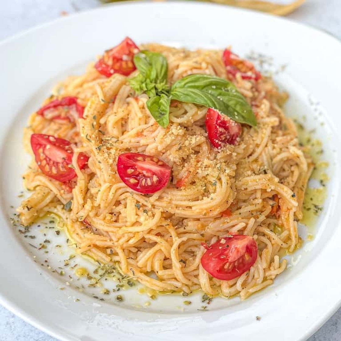 Tomato Parmesan Garlic Spaghetti
