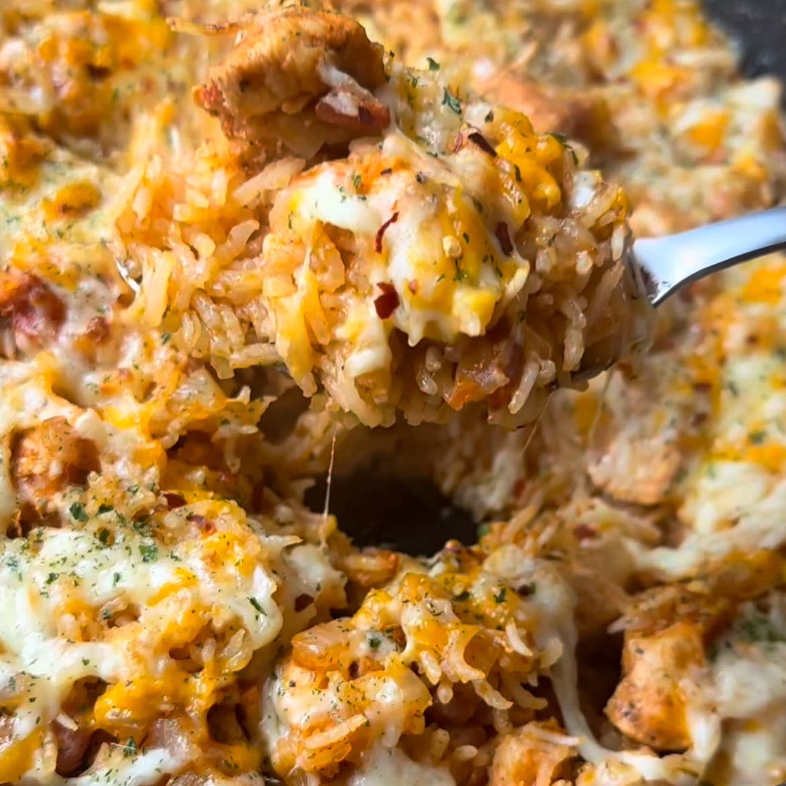 Red Pesto and Rice Skillet Chicken