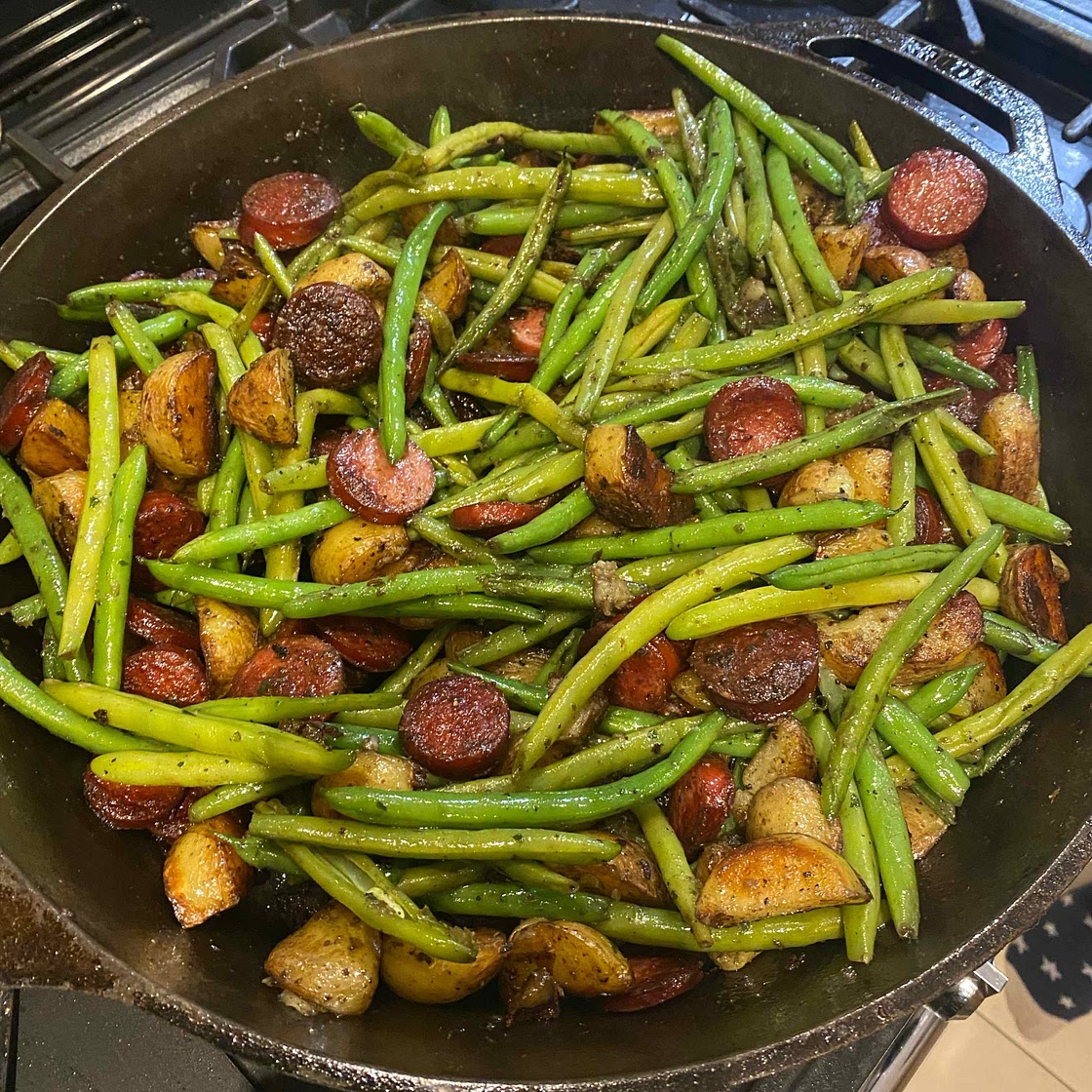 Smoked Sausage with Potatoes and Green Beans