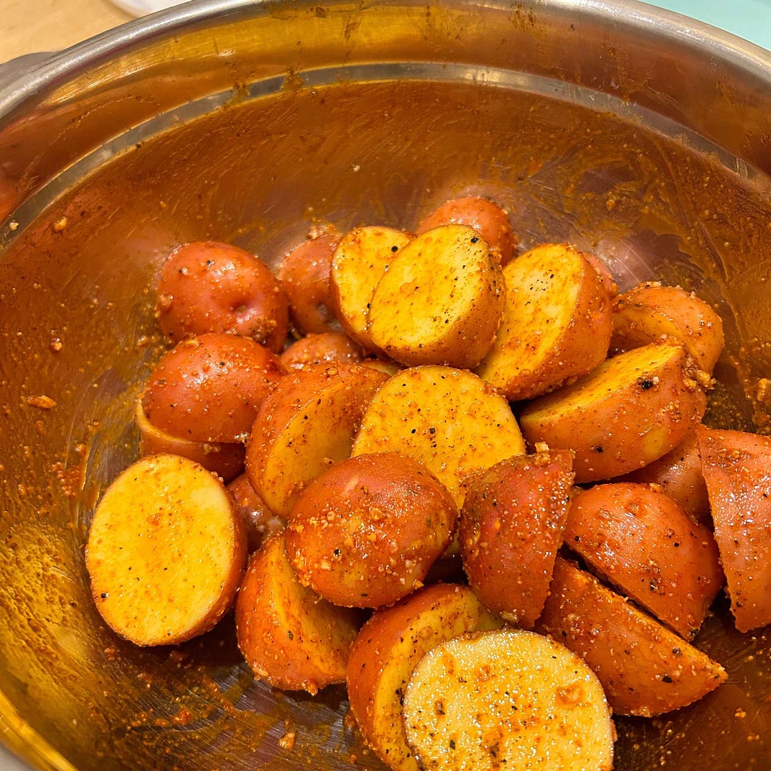 CROCKPOT GARLIC PARMESAN CHICKEN AND POTATOES