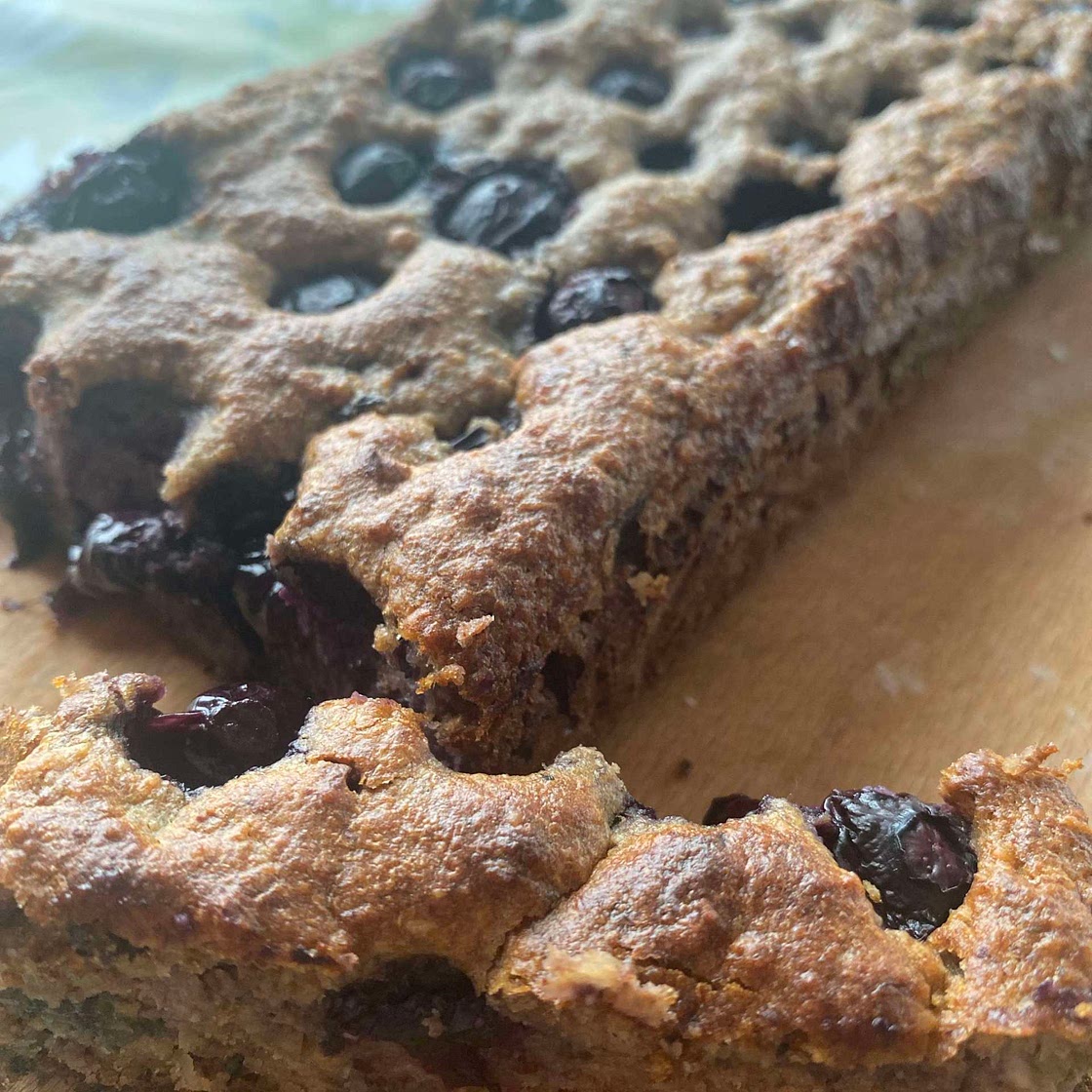 Banana cake 