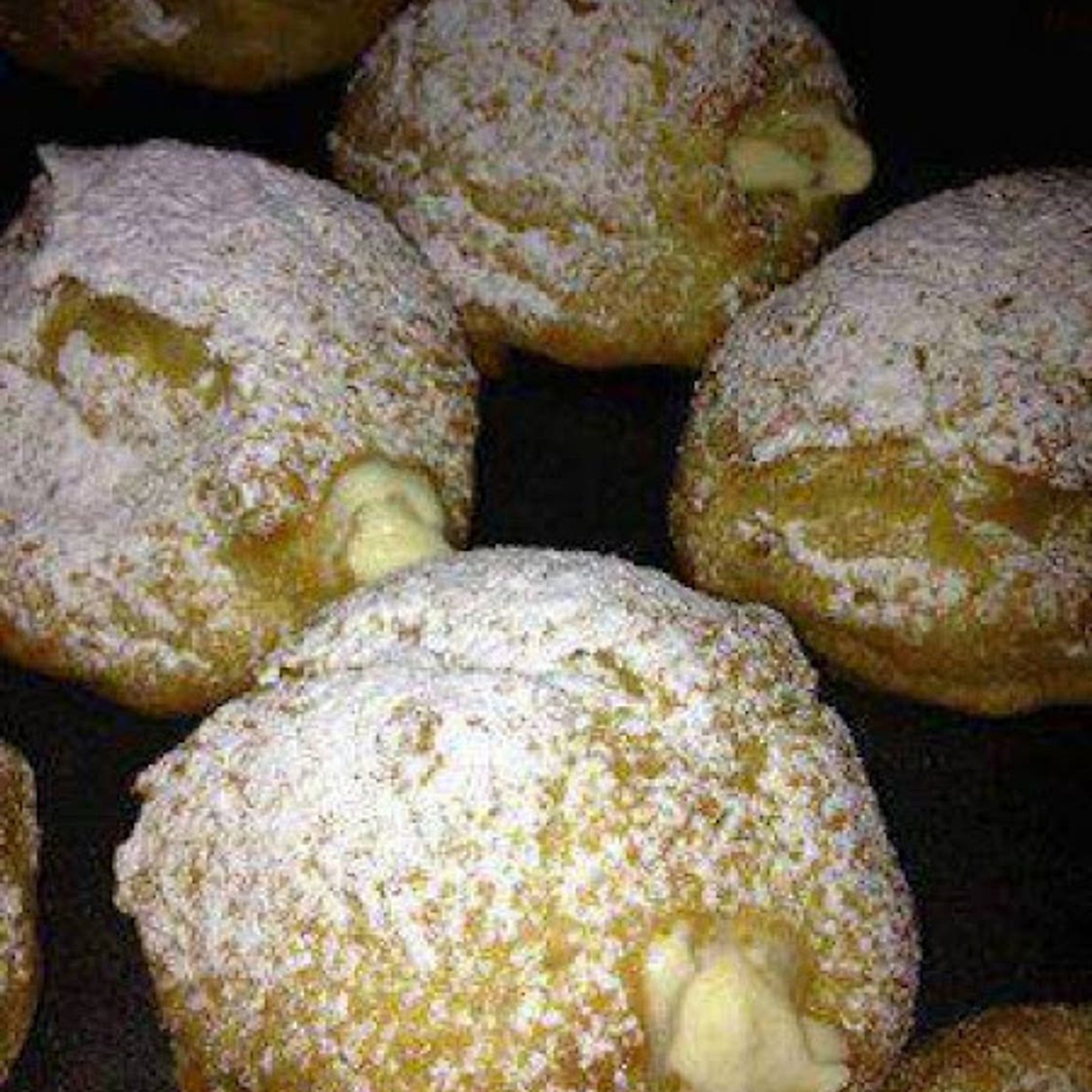 OMG!!!!!!! These are OUT OF THIS WORLD!!!!!!!! Cream puffs