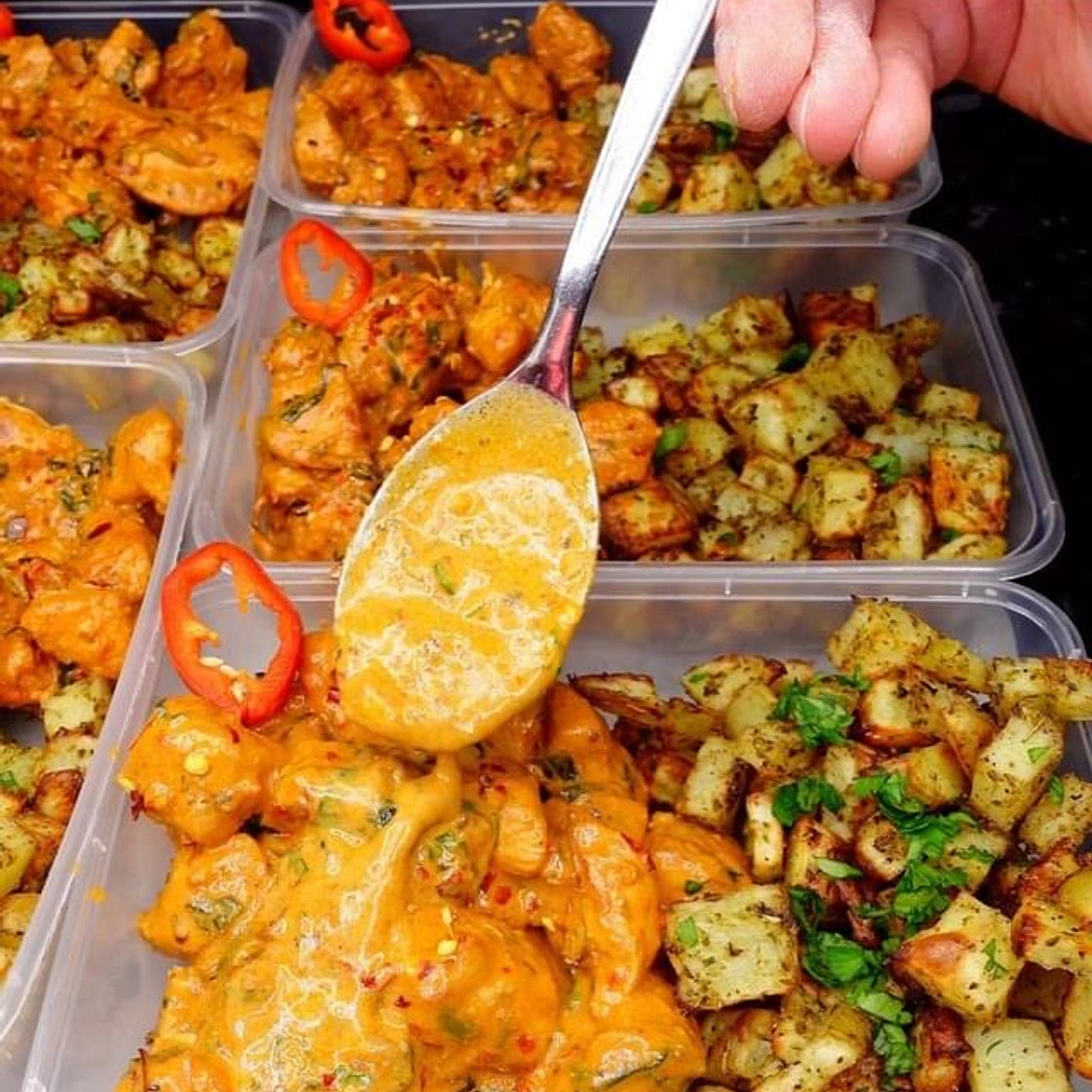 HIGH PROTEIN MEAL PREP CREAMY CHILLI TUSCAN CHICKEN & CRISY