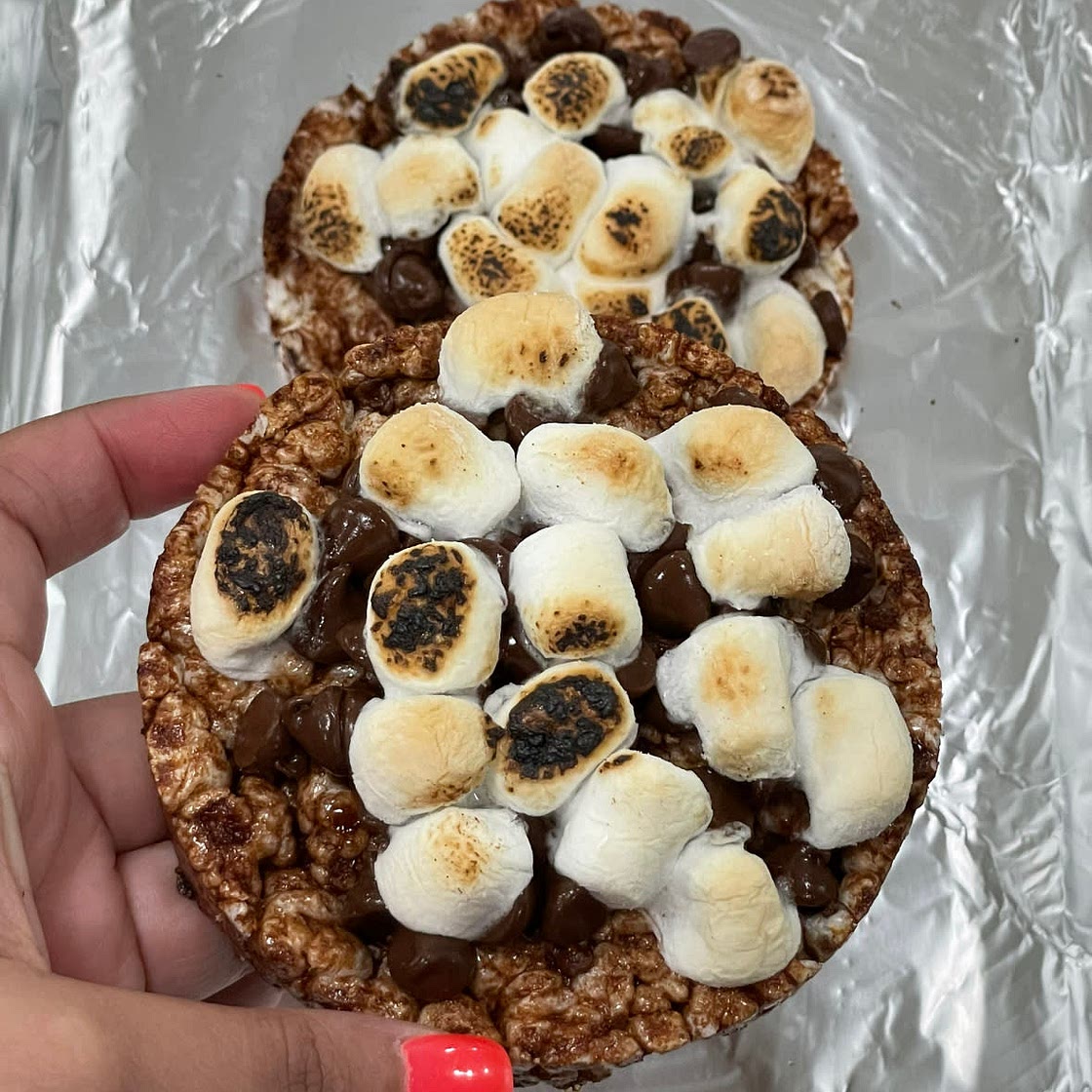 Rice cake s’mores 