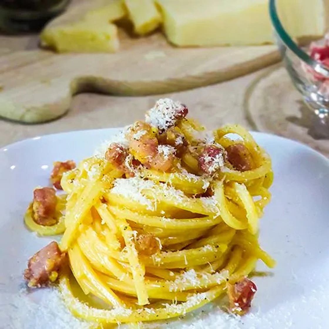 Traditional Italian Spaghetti Carbonara
