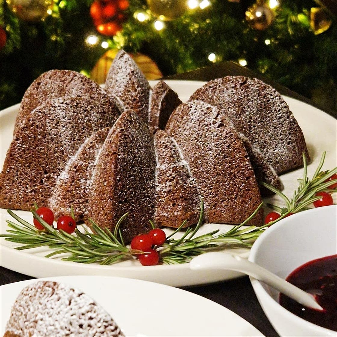 Kuglof od oraha i čokolade