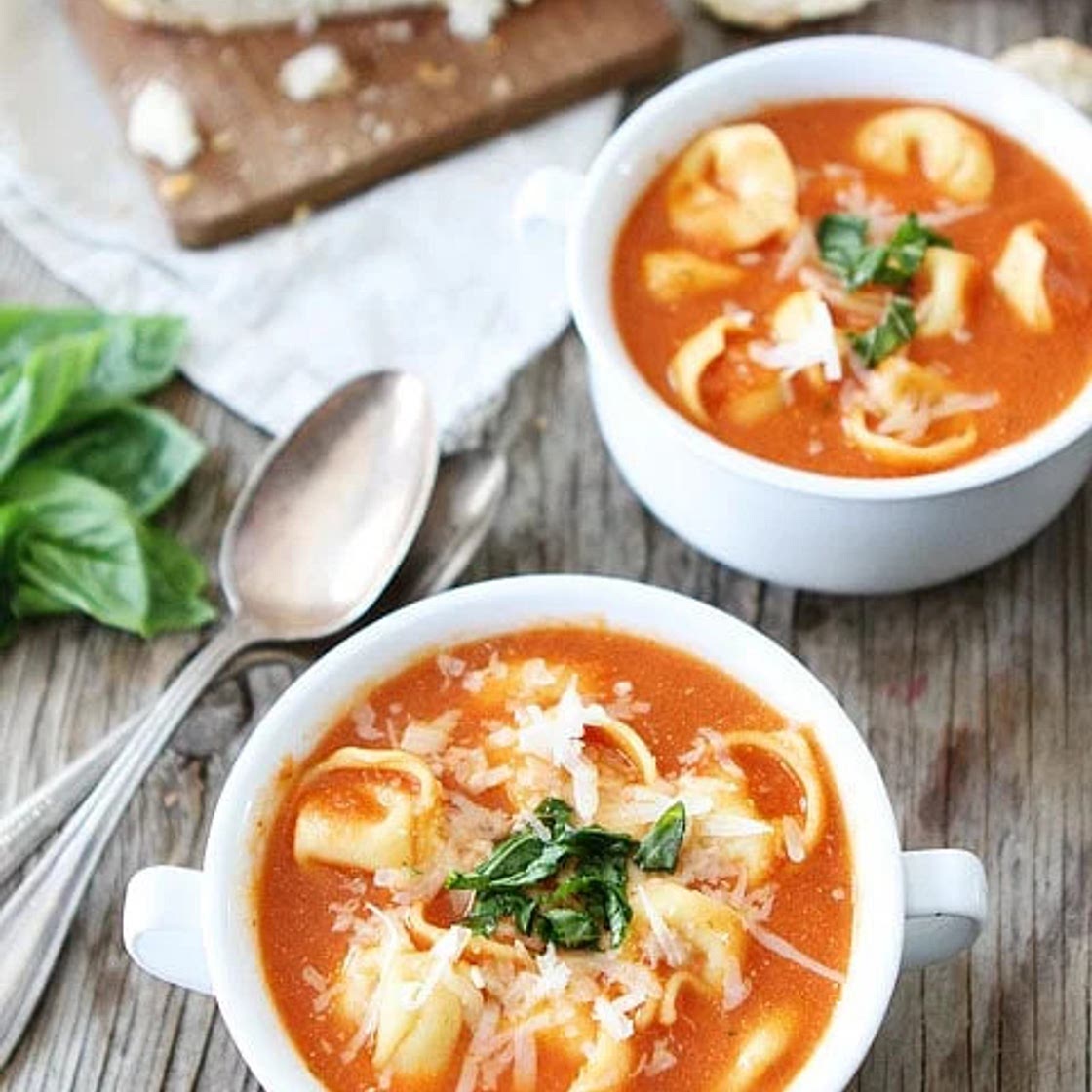 Creamy Tomato Tortellini Soup