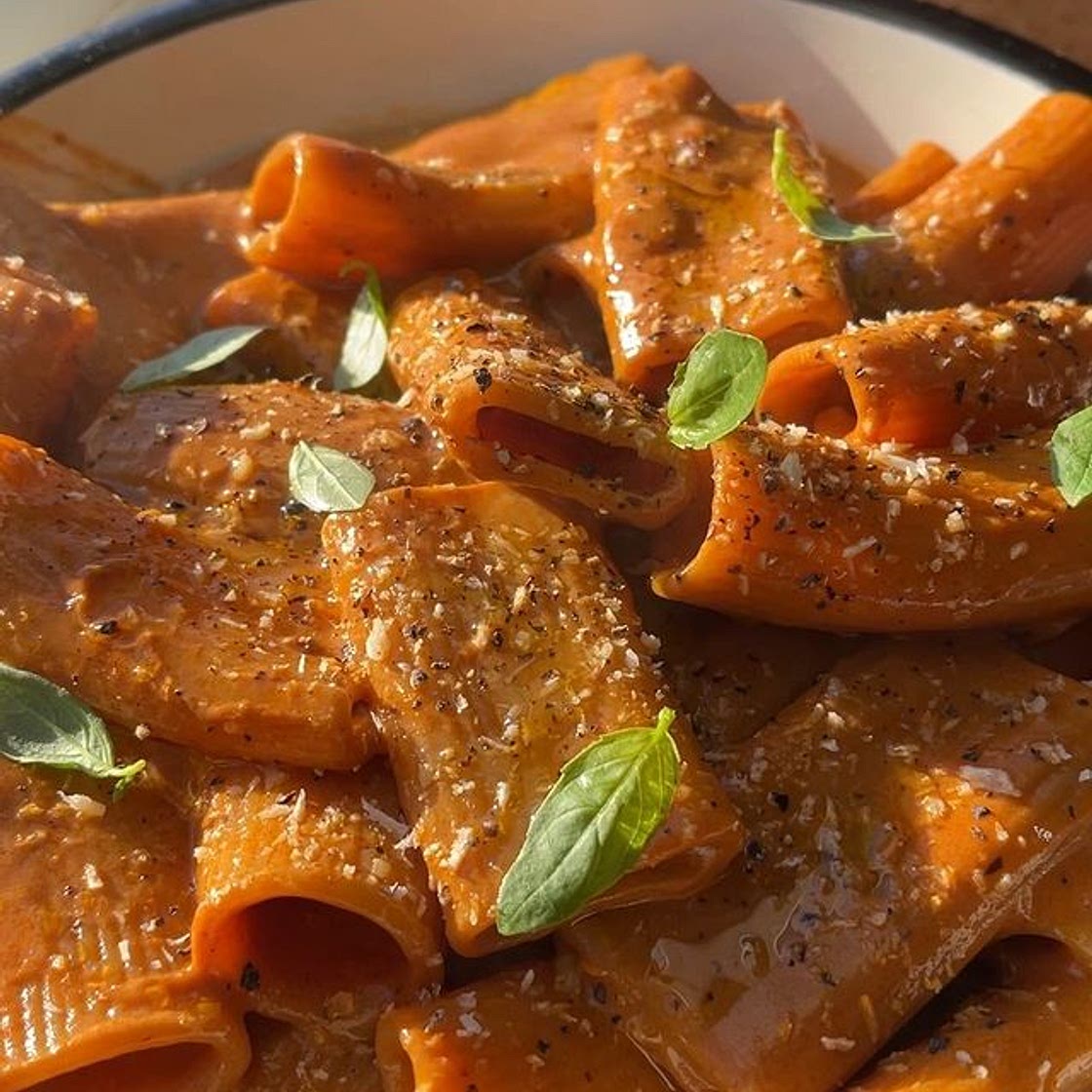 Creamy Vegan Vodka Rigatoni