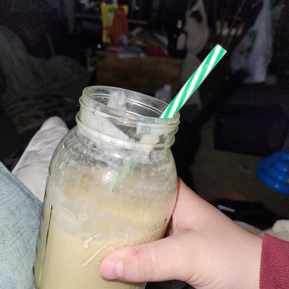 Banana-Mango Smoothie with Yogurt