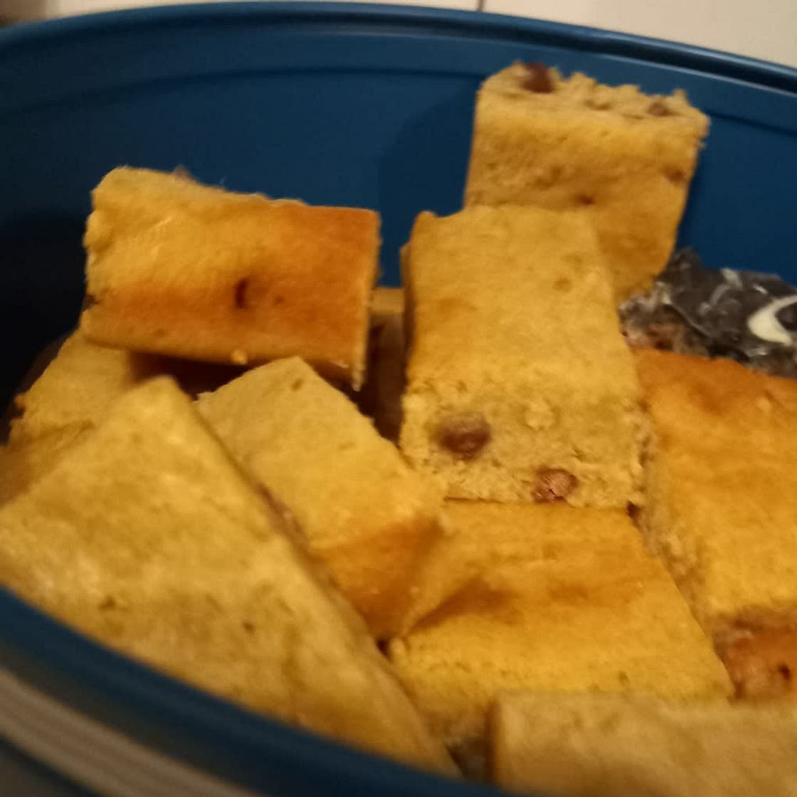 Chocolate chip blondies