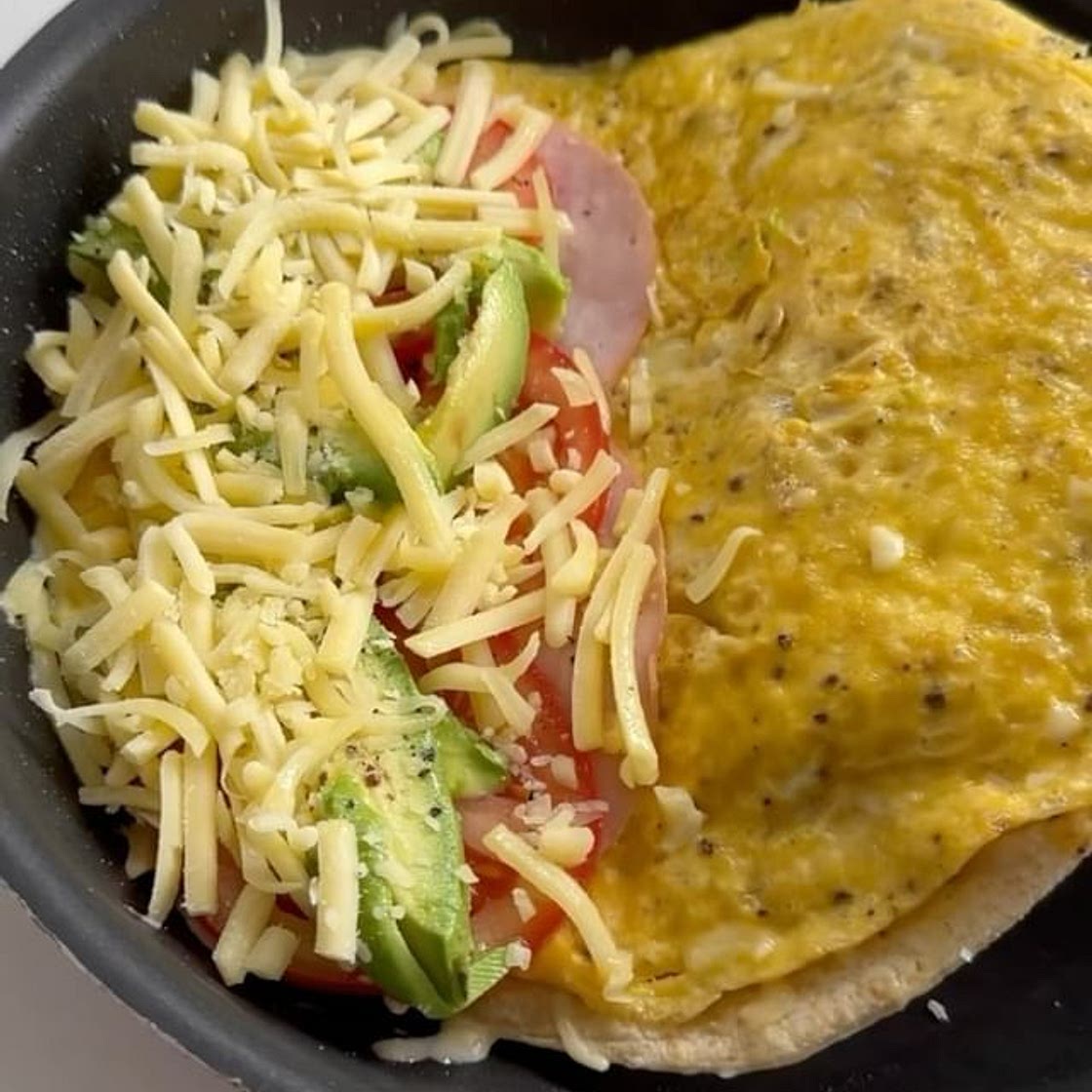 EGG TORTILLA BREAKFAST WRAP
