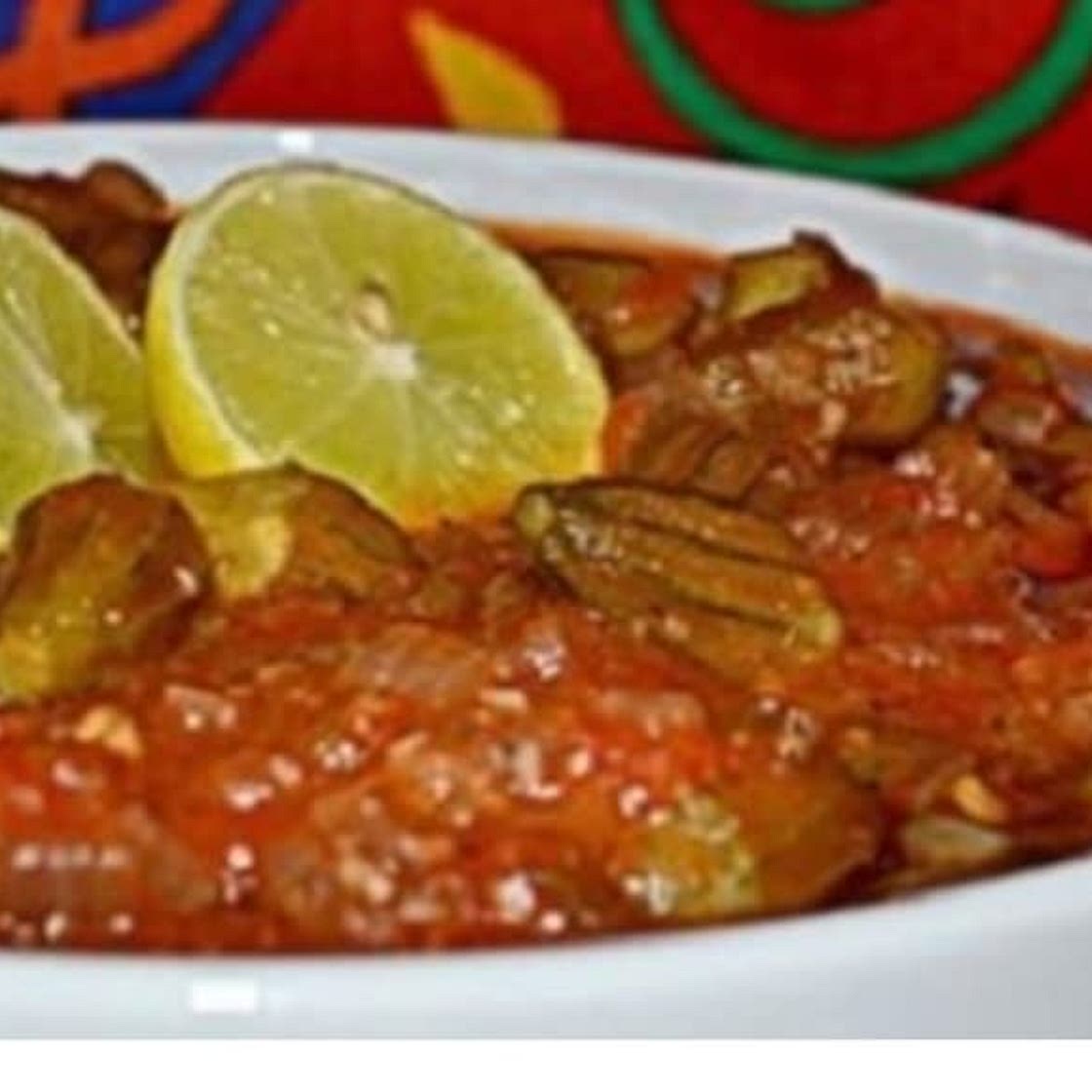 Okra in tomato sauce