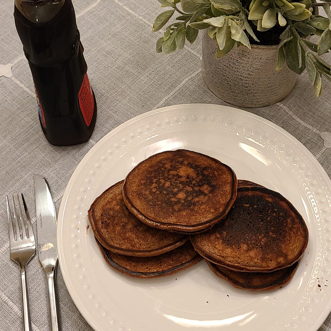 Chocolate Banana Pancakes