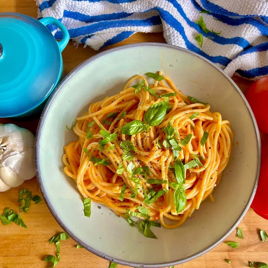 Creamy Roasted Red Pepper Pasta