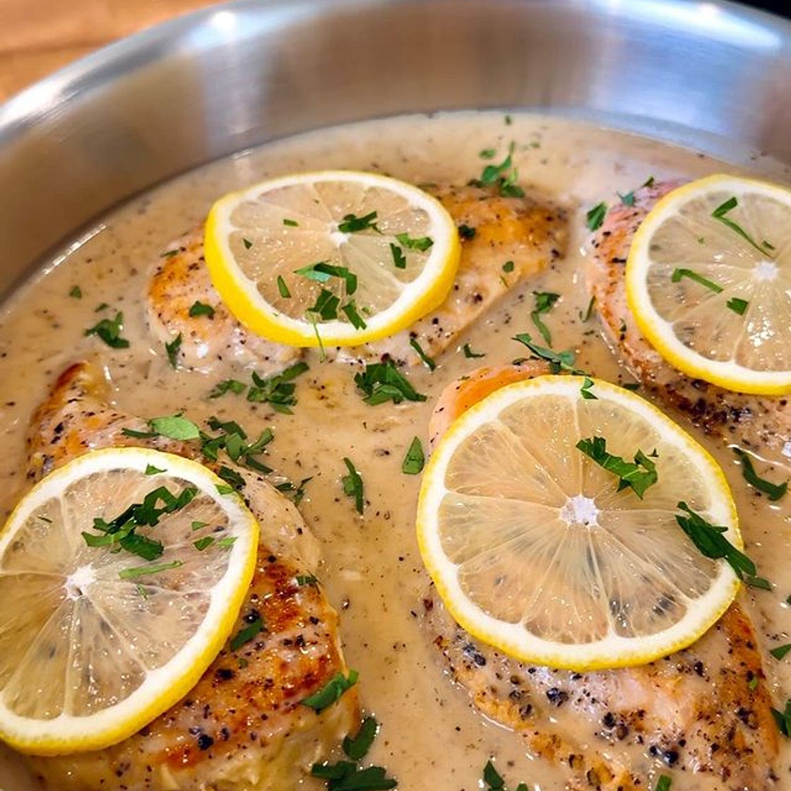 CREAMY LEMON PEPPER CHICKEN (DAIRY-FREE)✨ tender chicken breasts