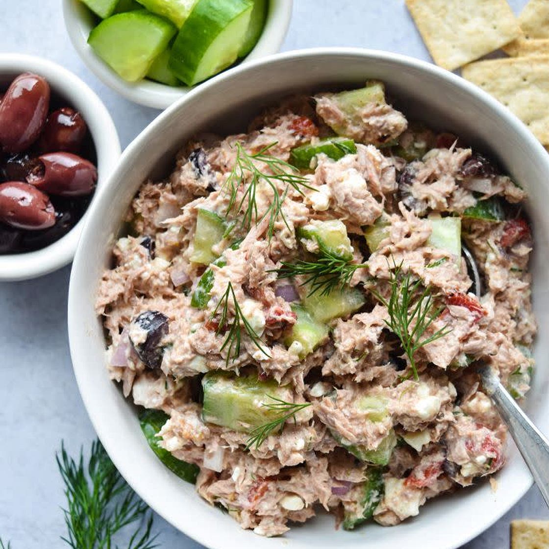 Spinach and Tuna Salad with Cocoa Vinaigrette