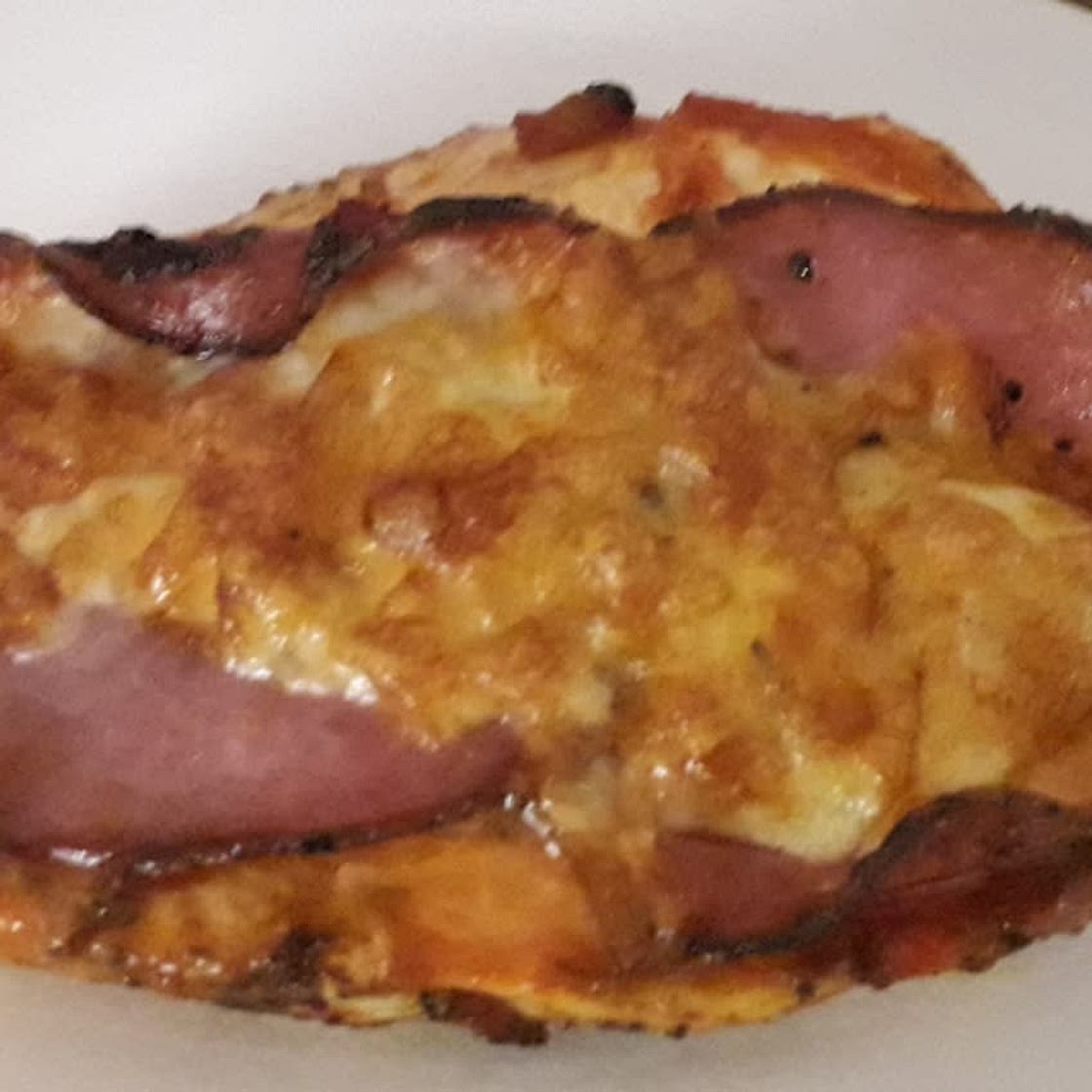 Airfryer Pepperoni & Pesto Chicken Melt