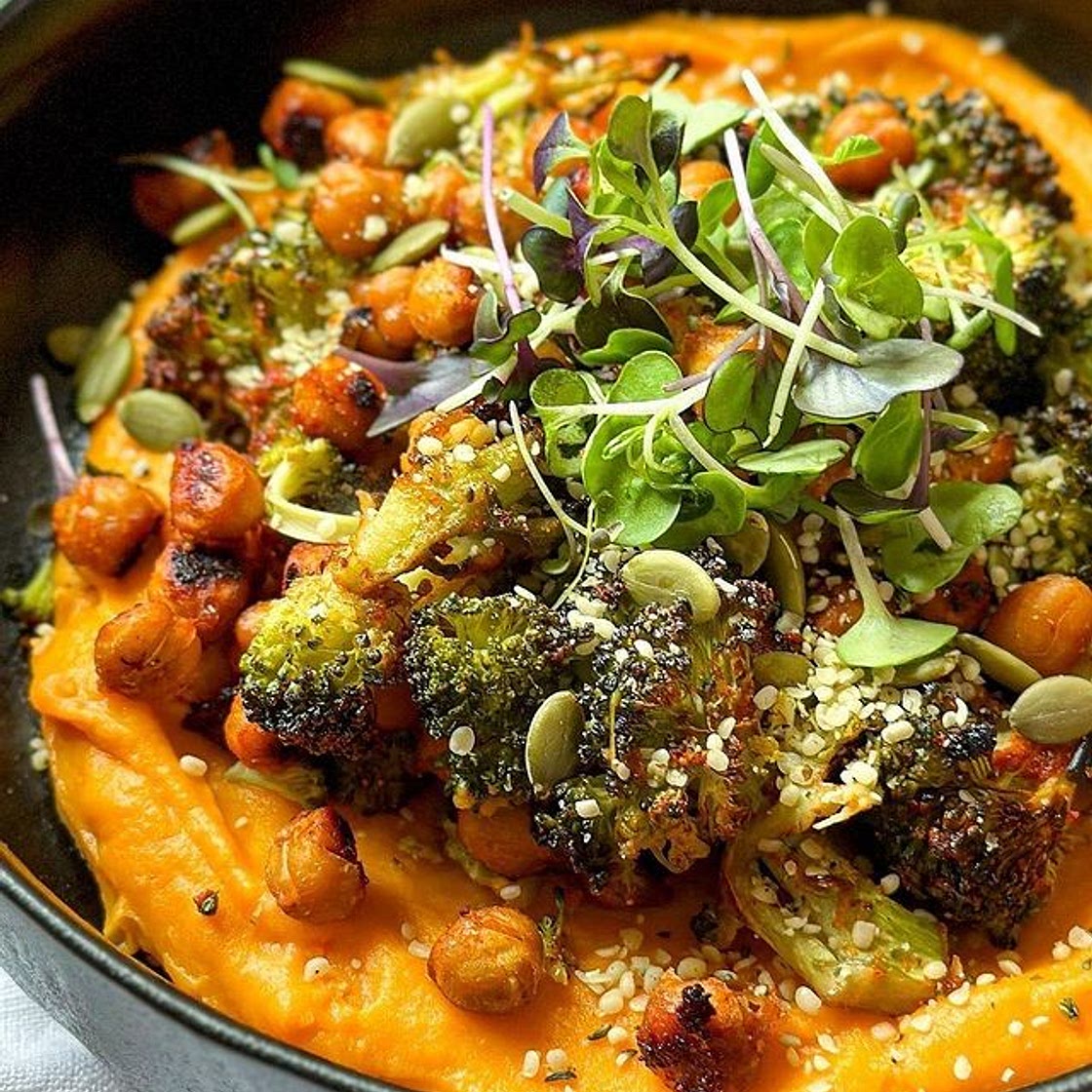 🧡Roasted Broccoli with Miso Mashed Sweet Potatoes by