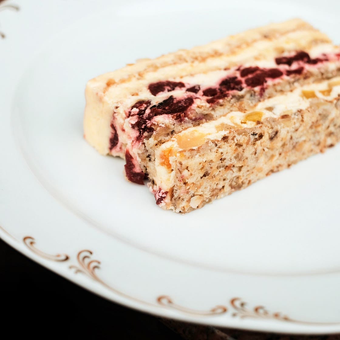 Moskva Hotel Cake