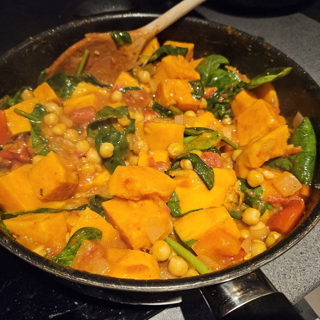Vegan Sweet Potato Chickpea Curry
