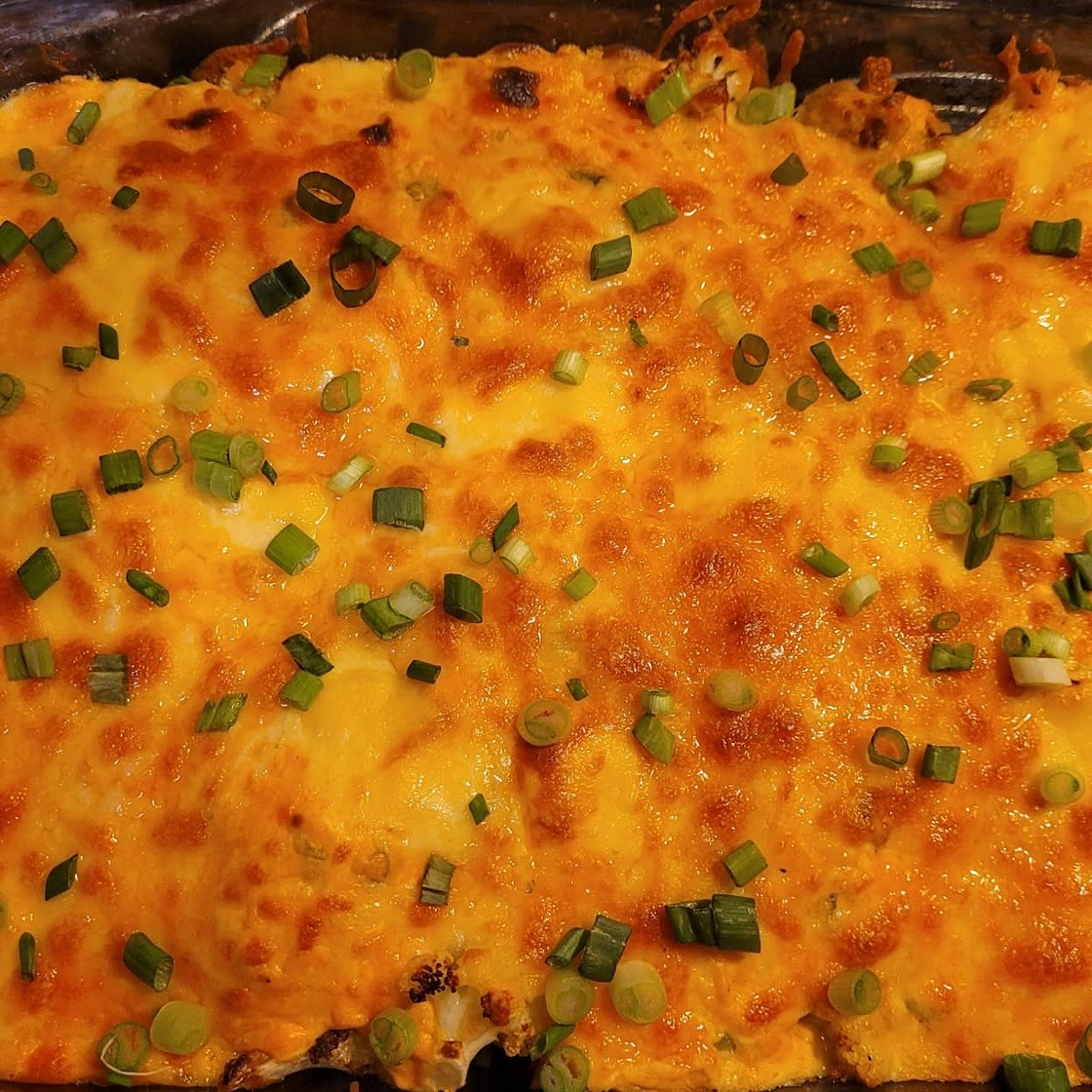 Buffalo Cauliflower Chicken Casserole