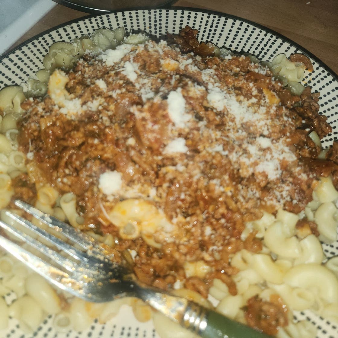 Homemade Beefaroni – Easy and Delicious Weeknight Dinner