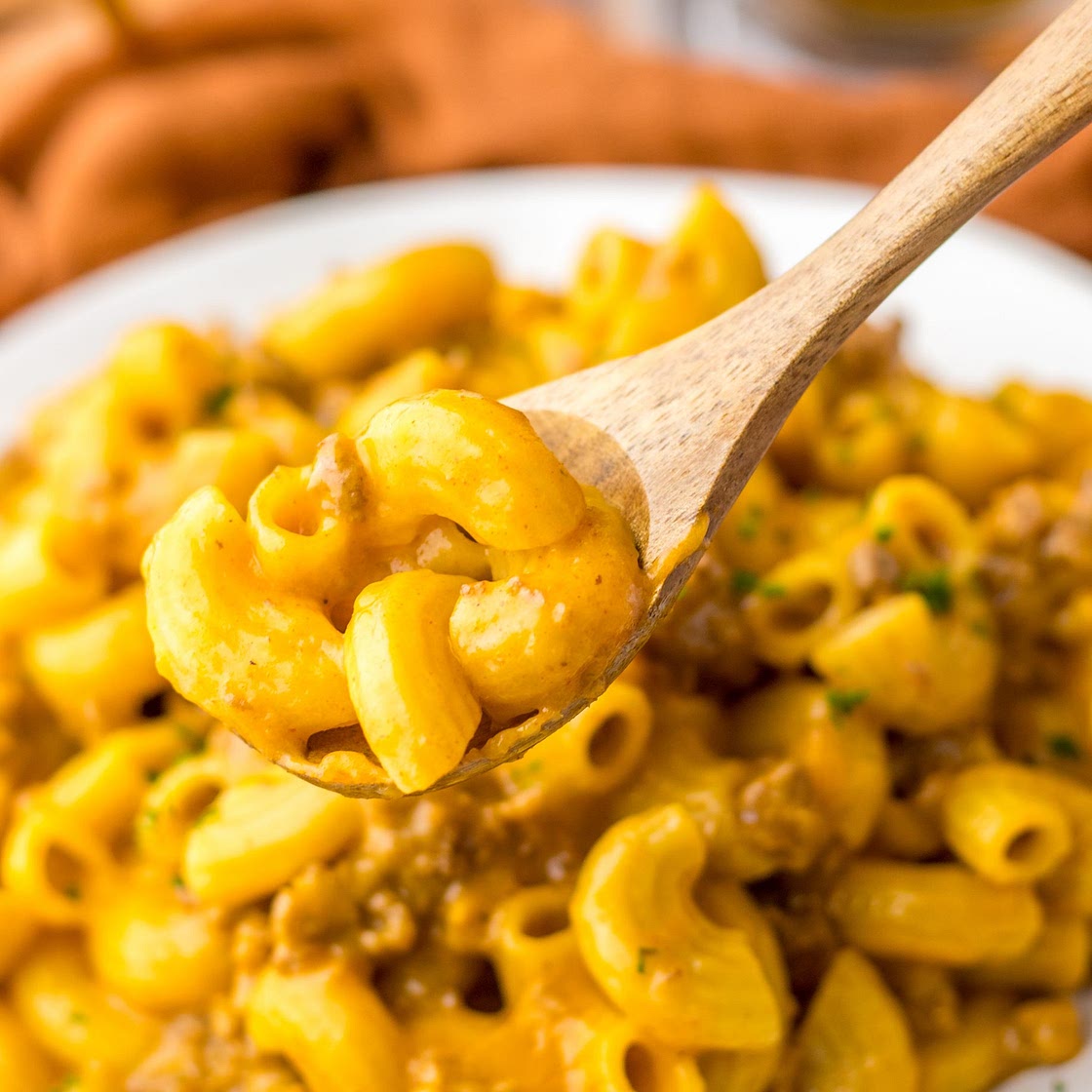 One Pot Cheesy Beef Macaroni