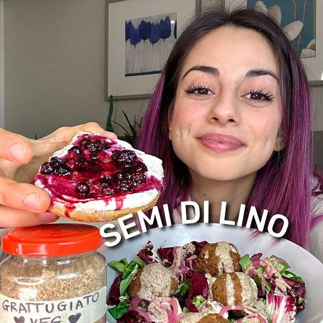 Toast yogurt arachidi e semi di lino