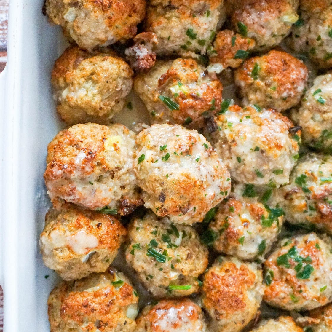 Moist Turkey Meatballs recipe (air fryer/oven)