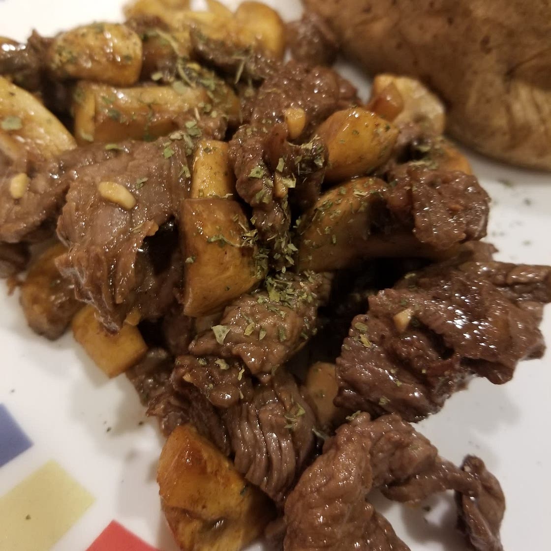 Easy Balsamic Glazed Steak Tips and Mushrooms