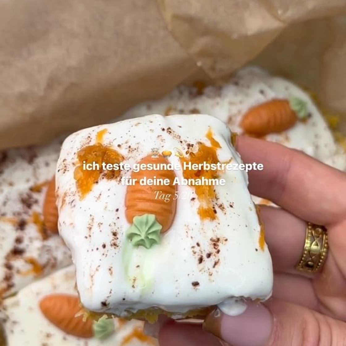 kalorienarme Carrot Cake Blondies😍🥧
