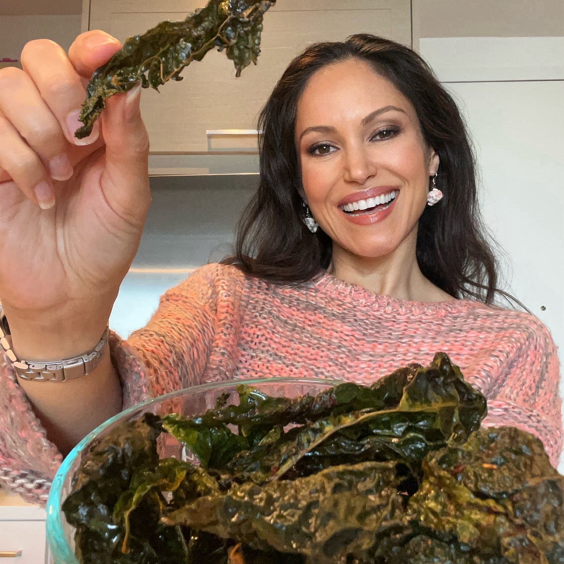 Crispy Kale Chips: 10-Minute Air Fryer Recipe 🍃