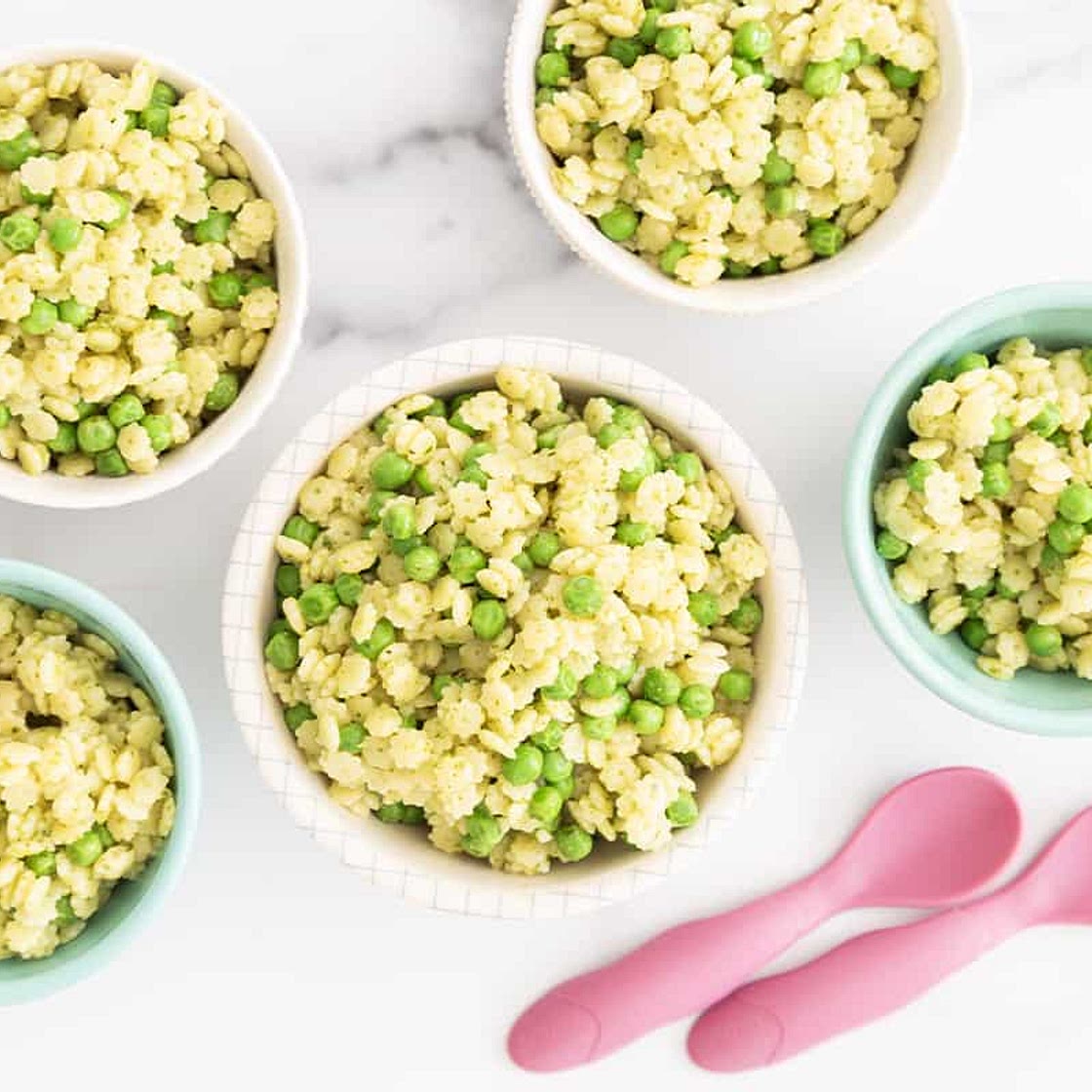 Spinach Pesto Pasta with Peas