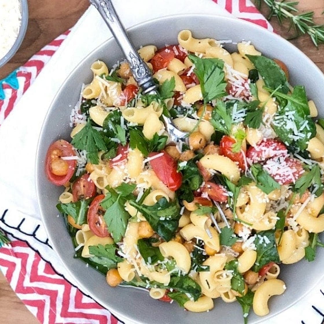 Easy Healthy Pasta with Crispy Rosemary Chickpeas
