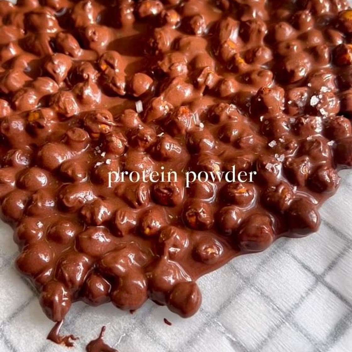 CRISPY CHICKPEAS WITH CHOCOLATE