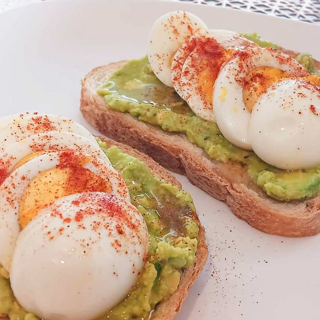 Avo Egg Toast