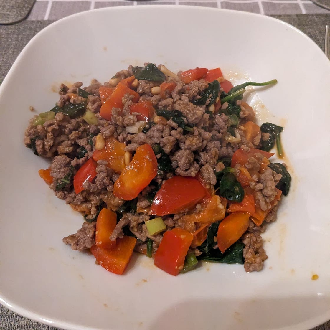 Mediterranean Ground Beef Stir Fry