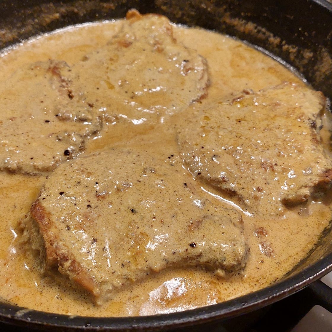 Pork Chops creamy sauce