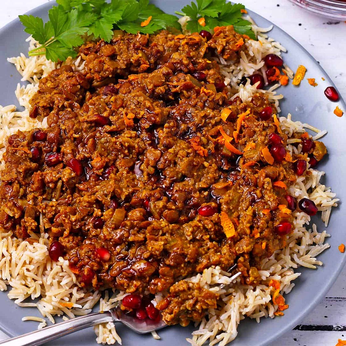 Instant Pot Vegan Fesenjan