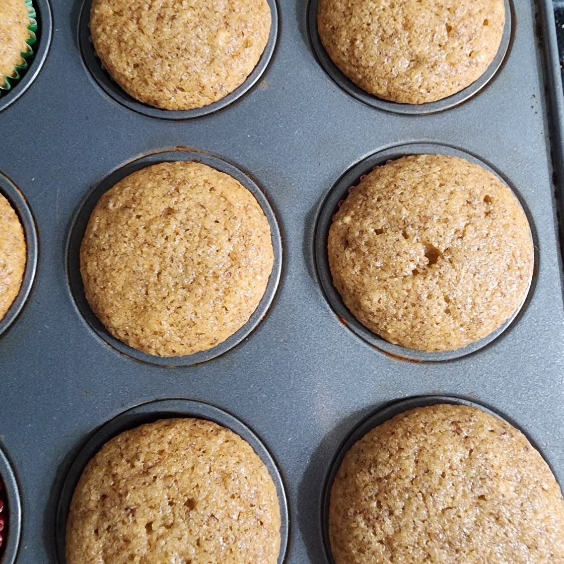 Apple lentil muffins